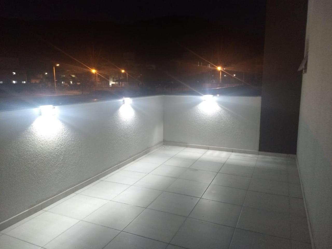 Apto novo há 250 mts da praia Apartamento Governador Celso Ramos Exterior foto