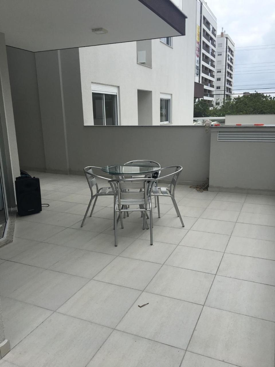 Apto novo há 250 mts da praia Apartamento Governador Celso Ramos Exterior foto